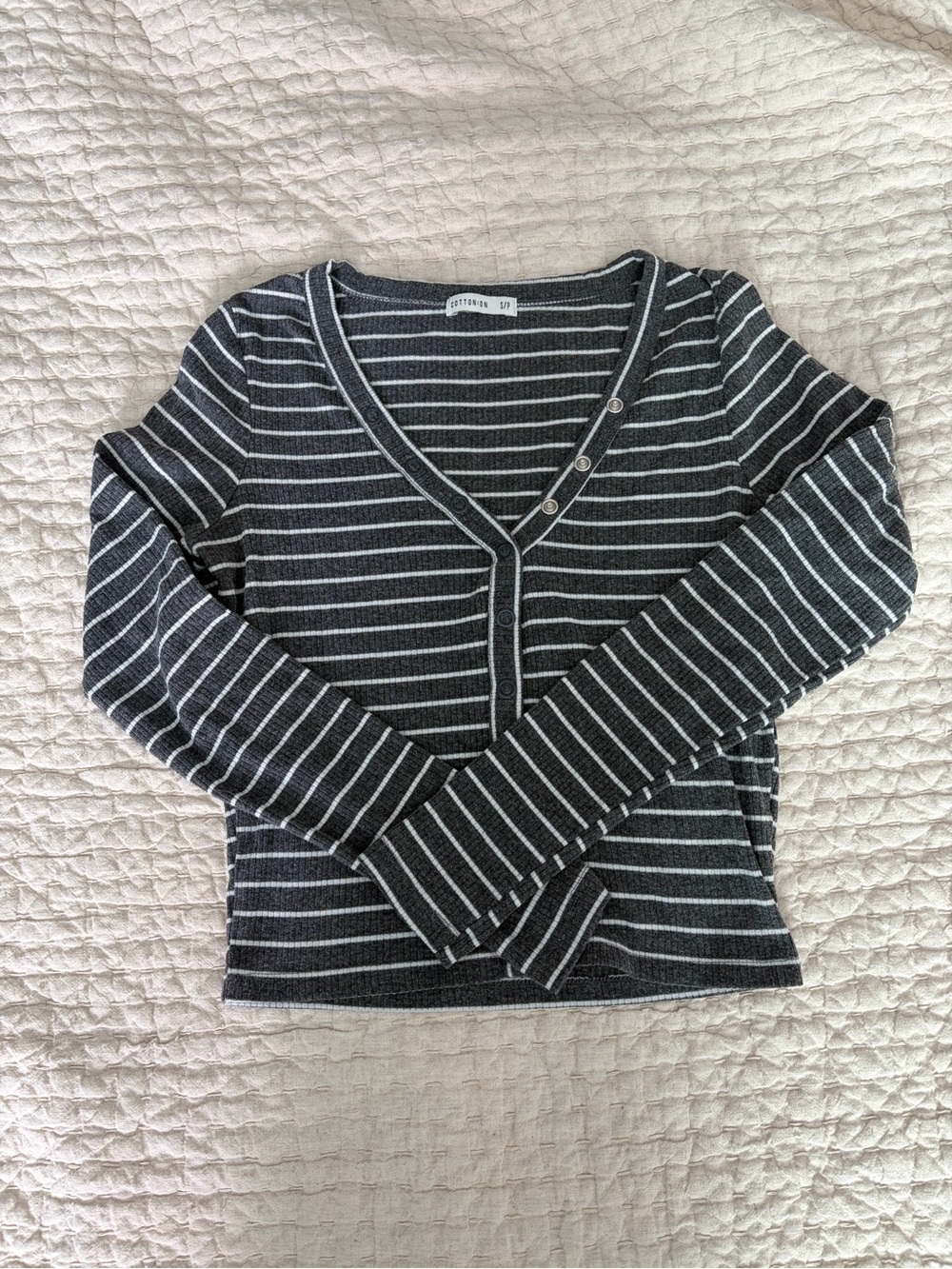 Striped Ribbed V-Neck Button-Up Top - Black & White